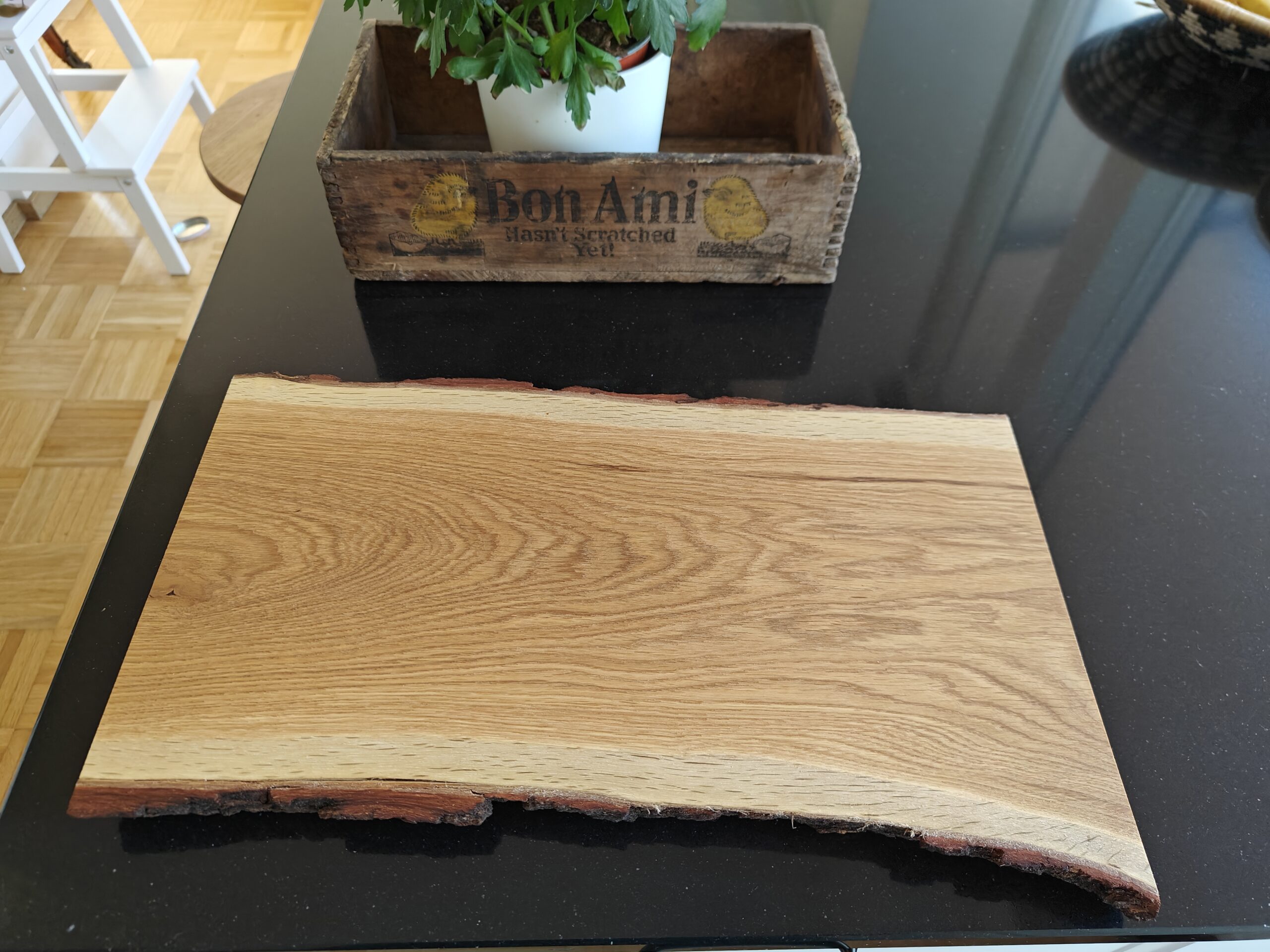 Back of serving tray cutting board